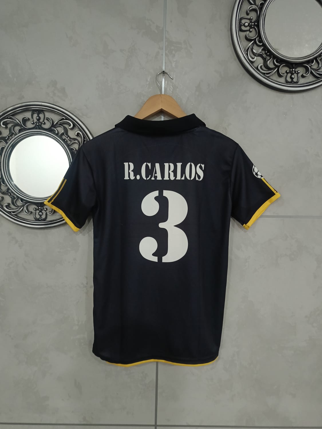 Robarto Carlos Real madrid half sleeves retro